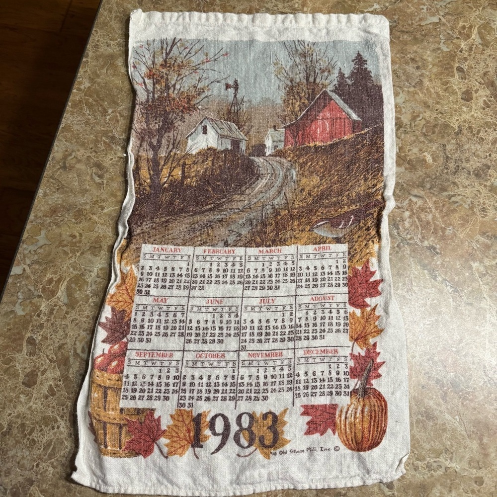 Vintage 1983 Calendar Towel Fall Farm Leaves Pumpkins Farmstead Apple Basket